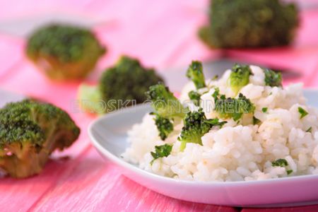 Brócoli con arroz blanco | Consumer