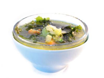 Sopa de cebolla con alga kombu | Consumer