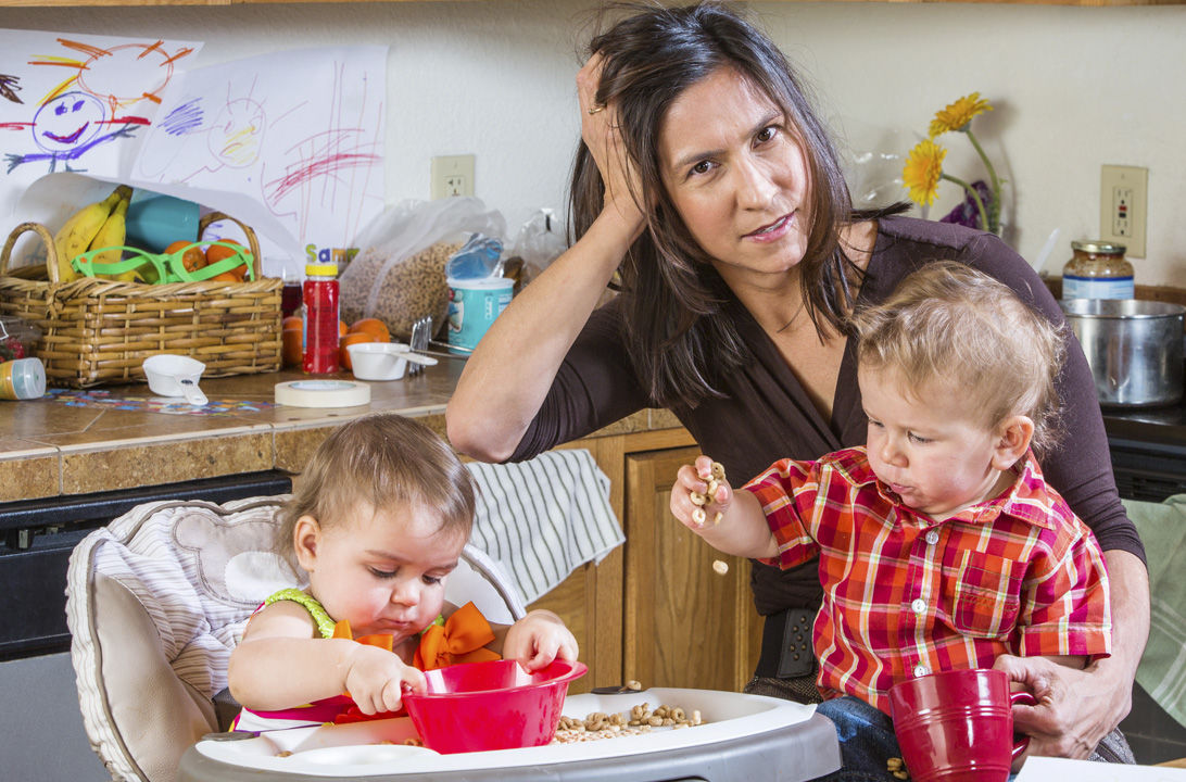 Cinco cosas que jamás harías cuando fueras madre, pero haces | Consumer