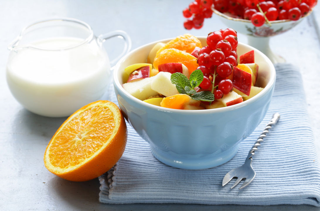 Cómo hacer yogur casero con frutas