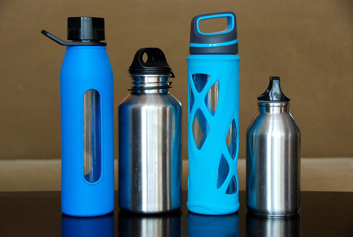 Botellas reutilizables: ¿cada cuánto lavarlas?