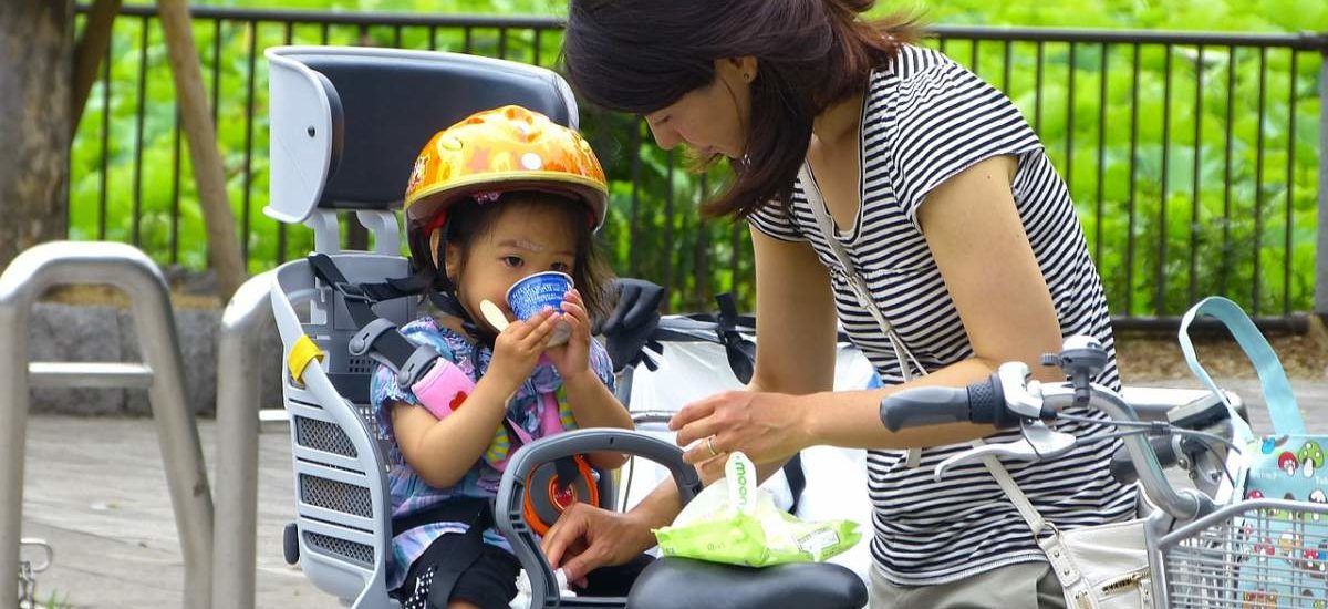 Sillas para llevar al bebé en bicicleta